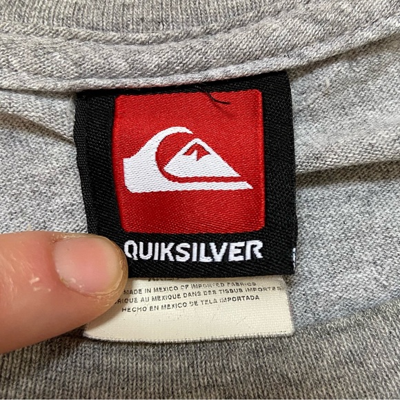 Vintage Quiksilver Men’s Multi Logo Surf T-Shirt Size XXL - Picture 8 of 9